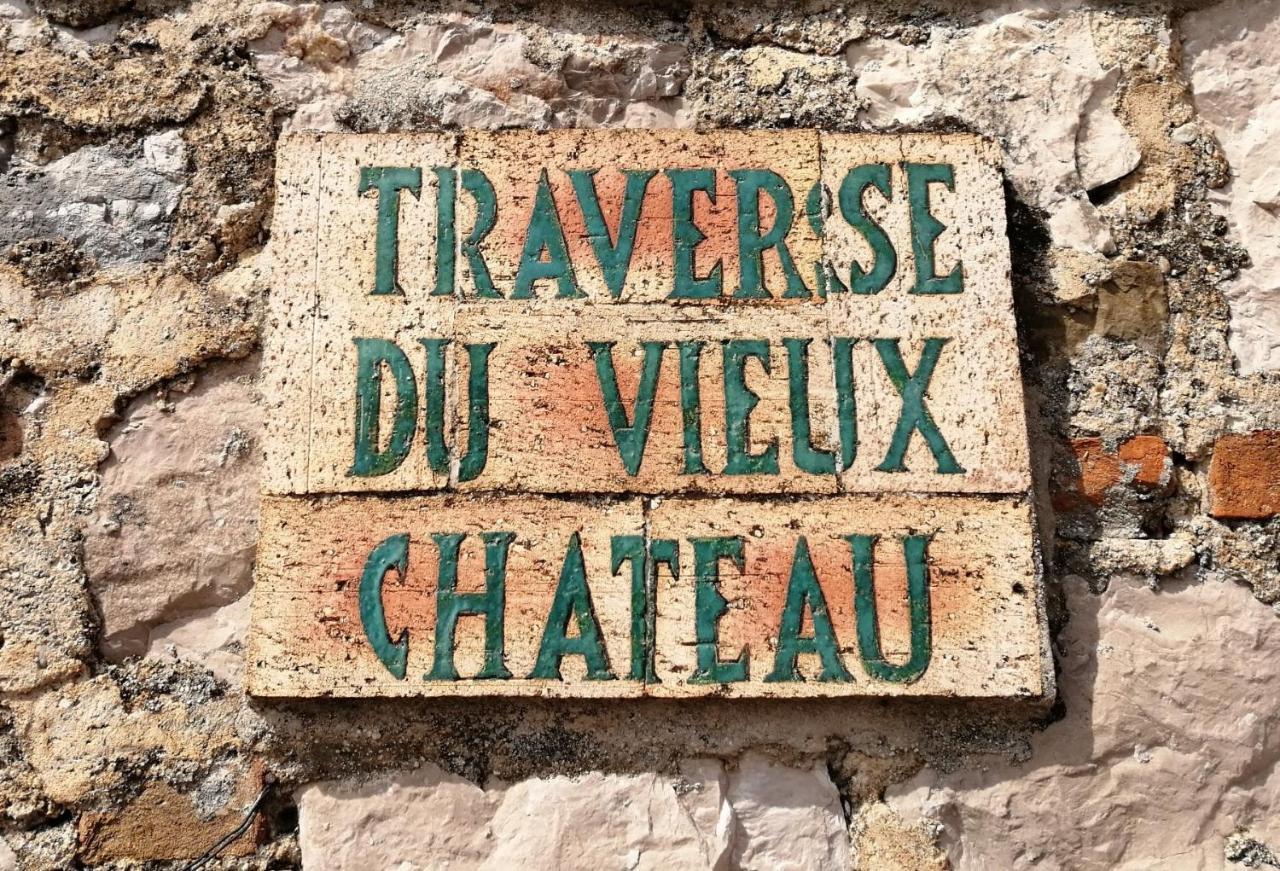 Traverse Du Vieux Chateau Ментона Экстерьер фото