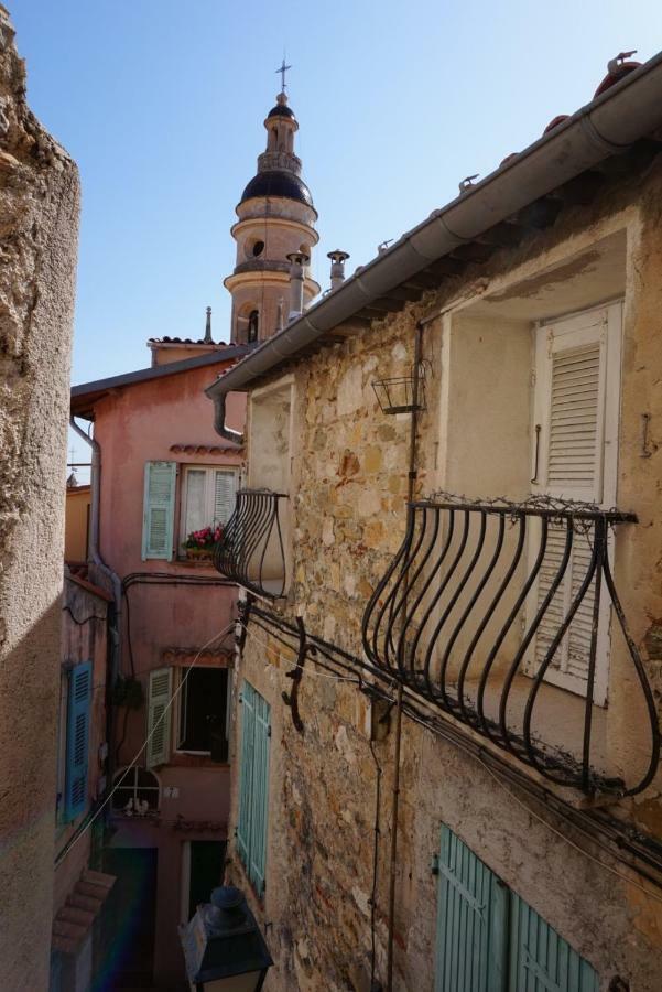 Traverse Du Vieux Chateau Ментона Экстерьер фото